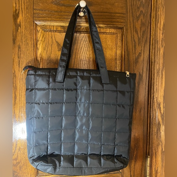 Stylish black bag - Picture 3 of 3